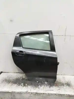 Second-hand car spare part rear right door for toyota yaris live oem iam references 