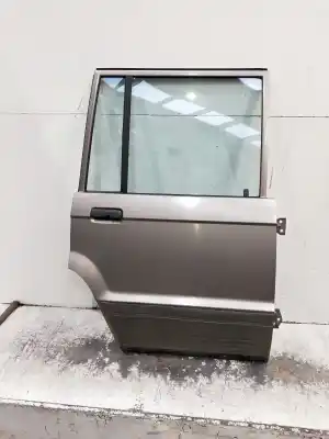 Second-hand car spare part rear right door for isuzu trooper ubs 52 oem iam references 