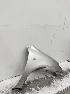 Second-hand car spare part front right fin for toyota corolla (e12) 2.0 d-4d sol berlina oem iam references   