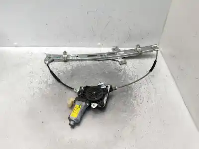 Peça sobressalente para automóvel em segunda mão elevador de vidros dianteiro direito por hyundai i10 1.2 cat referências oem iam 824020x010