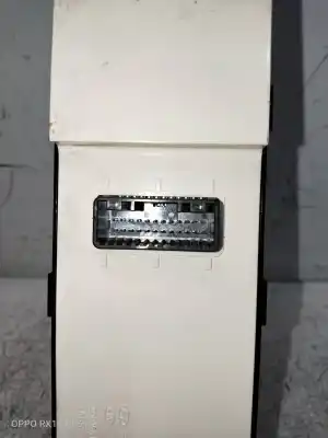 Peça sobressalente para automóvel em segunda mão botão / interruptor elevador vidro dianteiro esquerdo por kia optima vision referências oem iam 93570d4ag0byf  
