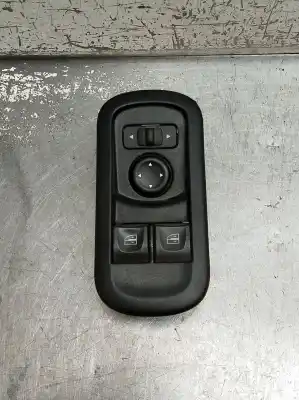 Second-hand car spare part LEFT FRONT POWER WINDOW SWITCH for RENAULT MASTER III FURGÓN (FV) 2.3 DCI 110 FWD (FV0R, FV0W) OEM IAM references 254017252R  