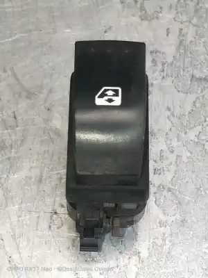 Peça sobressalente para automóvel em segunda mão BOTÃO / INTERRUPTOR ELEVADOR VIDRO DIANTEIRO DIREITO por RENAULT TRAFIC COMBI (AB 4.01) 29 LN Combi9 acristalado Referências OEM IAM 26488  