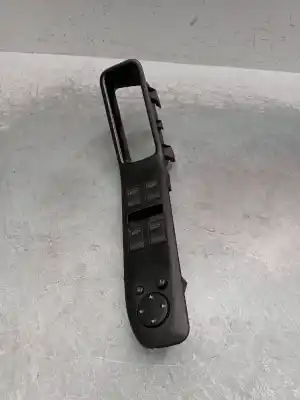 Second-hand car spare part LEFT FRONT POWER WINDOW SWITCH for AUDI 90 B3 (893, 894, 8A2) 2.3 E OEM IAM references 893867171G  