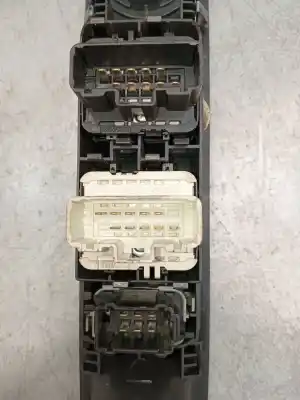 Pezzo di ricambio per auto di seconda mano interruttore alzacristalli anteriore sinistro per renault espace iv (jk0/1_) 2.0 dci (jk02, jk03) riferimenti oem iam 8200857511  