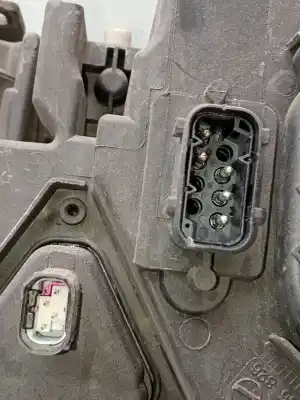 Second-hand car spare part right headlight for bmw x3 (e83) 2.0 d oem iam references 0301210202  3418400