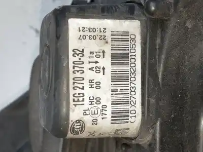 Peça sobressalente para automóvel em segunda mão farol / farolim direito por opel astra h gtc (a04) 1.9 cdti (l08) referências oem iam 1eg27037032  