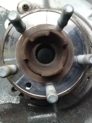 Автозапчасти б/у передняя левая кулачка за land rover range rover evoque (l538) 2.0 d 4x4 ссылки oem iam fj323k196aa  