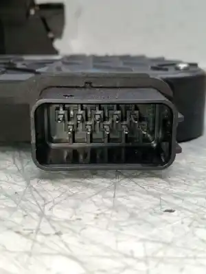 Автозапчастина б/у задній лівий центральний замок для land rover range rover evoque (l538) 2.0 d 4x4 посилання на oem iam 8x2a26413ad  