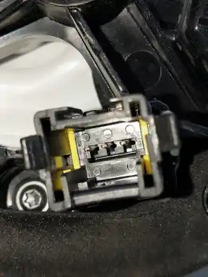 Second-hand car spare part interior left tailgate light for citroen c4 cactus bluehdi 100 oem iam references   