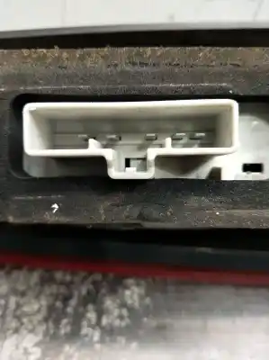 Peça sobressalente para automóvel em segunda mão farolim traseiro direito por ford focus ii turnier (da_, ffs, ds) 1.6 tdci referências oem iam 8m5113404c  8m5113404d