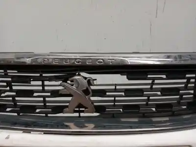 Second-hand car spare part front bumper for peugeot 308 sw ii (lc_, lj_, lr_, lx_, l4_) 1.5 bluehdi 130 oem iam references   