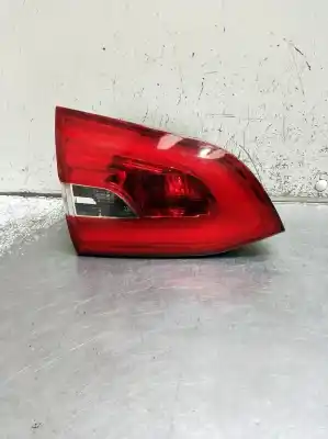 Second-hand car spare part interior left tailgate light for peugeot 308 sw ii (lc_, lj_, lr_, lx_, l4_) 1.5 bluehdi 130 oem iam references 90019030