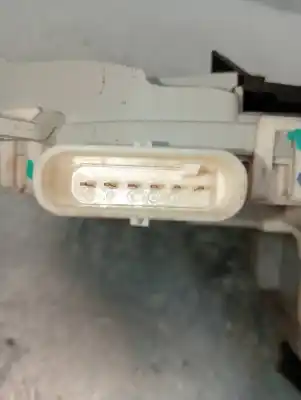 Pezzo di ricambio per auto di seconda mano motore chiusura centrale anteriore destro per audi q7 (4l) v6 3.0 tdi (176kw) clean diesel ambiente riferimenti oem iam 8j1837016c  