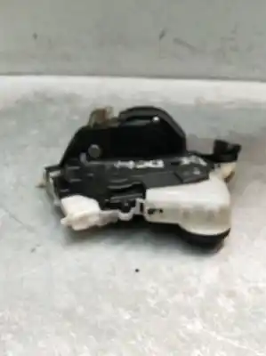 Second-hand car spare part front right central locking system for toyota yaris live oem iam references 