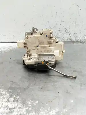 Автозапчастина б/у задній лівий центральний замок для audi a4 b7 (8ec) 2.0 tdi 16v посилання на oem iam 8e0839015aa  