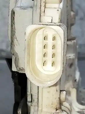 Автозапчастина б/у задній лівий центральний замок для audi a4 b7 (8ec) 2.0 tdi 16v посилання на oem iam 8e0839015aa  