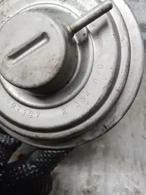 Second-hand car spare part egr valve for bmw 3 (e46) 320 d oem iam references 72252300  2354070