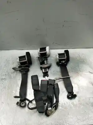 Second-hand car spare part rear seat belts set for toyota yaris live oem iam references 