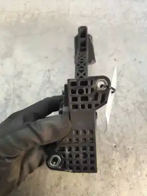 Second-hand car spare part accelerator pedal for toyota prius (nhw30) plug-in hybrid advance oem iam references 7811012010  1988007310