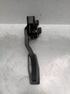 Second-hand car spare part accelerator pedal for opel astra h gtc (a04) 1.7 cdti (l08) oem iam references 24427004  6pv00811204