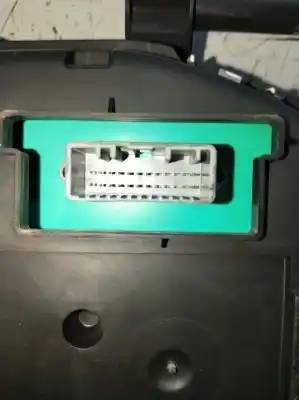 Peça sobressalente para automóvel em segunda mão quadrante por renault clio iii exception referências oem iam 8200715181s  ugah035443