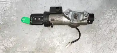 Second-hand car spare part Ignition Switch for RENAULT MAXITY Fg 130.35/45 OEM IAM references   