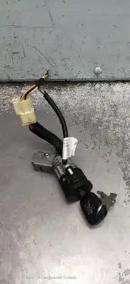 Peça sobressalente para automóvel em segunda mão comutador de ignição por peugeot 107 1.0 cat (384f) referências oem iam 73678312