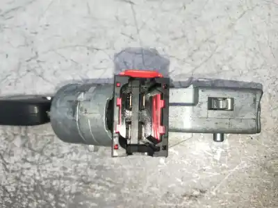 Peça sobressalente para automóvel em segunda mão comutador de ignição por renault clio iii pack dynamique referências oem iam 6200214168  n0502060