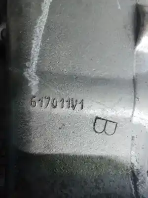 Peça sobressalente para automóvel em segunda mão cabeça / culatra por bmw 3 touring (e46) 320 d referências oem iam 204d4  617011v1