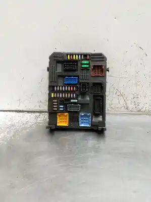 Piesă de schimb auto la mâna a doua Panou Siguranțe pentru PEUGEOT 308 SW II (LC_, LJ_, LR_, LX_, L4_) 1.5 BLUEHDI 130 Referințe OEM IAM 9819851280 28550129 3271741481