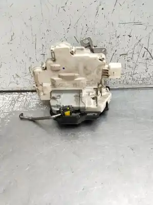 Автозапчастина б/у задній правий двиг центрального замкування для audi a4 b7 (8ec) 2.0 tfsi посилання на oem iam 8e0839016  