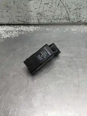 Peça sobressalente para automóvel em segunda mão Caixa De Pré-aquecimento por VOLVO V40 (2012->) 2.0 Inscription [2.0 Ltr. - 140 kW Diesel CAT] Referências OEM IAM 51299049  9666671780