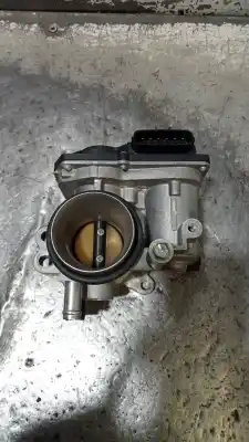 Автозапчастина б/у коробка метелика для toyota yaris (ksp9/scp9/nlp9) luna посилання на oem iam 