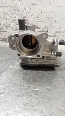 Автозапчастина б/у коробка метелика для toyota yaris (ksp9/scp9/nlp9) luna посилання на oem iam   