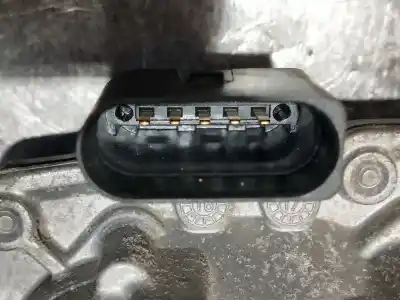 Peça sobressalente para automóvel em segunda mão borboleta de admissão por audi a3 (8vk) basic referências oem iam 5q0253691j  