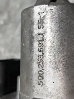 Peça sobressalente para automóvel em segunda mão borboleta de admissão por audi a3 (8vk) basic referências oem iam 5q0253691j  