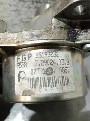 Peça sobressalente para automóvel em segunda mão depressor de travões / bomba de vácuo por opel combo tour 1.3 cdti 16v referências oem iam 55193232  72902403