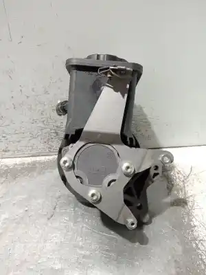 Second-hand car spare part steering pump for bmw 5 (e60) 530 d oem iam references 7693974101  