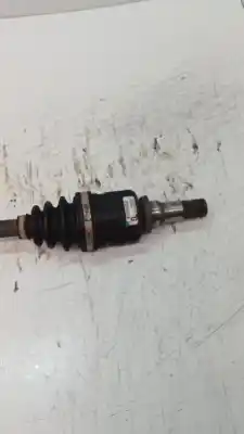 Автозапчастина б/у передня ліва трансмісія для toyota yaris (ncp1/nlp1/scp1) 1.4 d-4d linea luna посилання на oem iam g951  