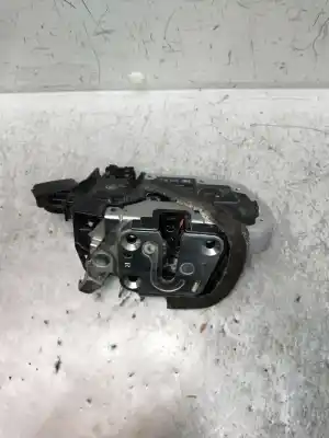 Pezzo di ricambio per auto di seconda mano motore chiusura centrale anteriore destro per nissan leaf (ze1) electric riferimenti oem iam t8011510