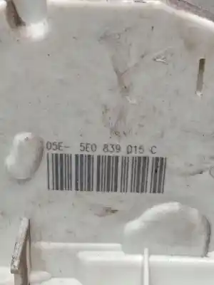 Автозапчастина б/у задній лівий центральний замок для skoda octavia iii (5e3, nl3, nr3) 2.0 tdi посилання на oem iam 5e0839015c  