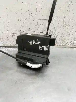 Second-hand car spare part rear right central locking system for peugeot 308 sw ii (lc_, lj_, lr_, lx_, l4_) 1.5 bluehdi 130 oem iam references 9826110980  