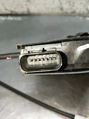 Second-hand car spare part rear right central locking system for peugeot 308 sw ii (lc_, lj_, lr_, lx_, l4_) 1.5 bluehdi 130 oem iam references 9826110980  