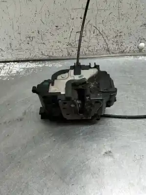 Peça sobressalente para automóvel em segunda mão motor de fechadura central dianteiro direito por renault clio iii exception referências oem iam 
