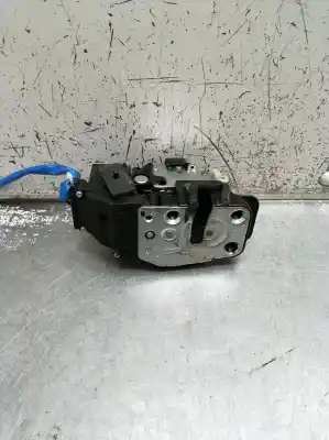 Second-hand car spare part rear right central locking system for kia sorento i (jc) 2.5 crdi oem iam references  Second-hand car spare part rear right central locking system for kia sorento i (jc) 2.5 crdi oem iam references