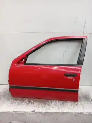 Recambio de automóvil de segunda mano de PUERTA DELANTERA IZQUIERDA para NISSAN PRIMERA (P10)  referencias OEM IAM   
