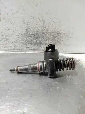 Pezzo di ricambio per auto di seconda mano Iniettore per AUDI A3 (8L1) 1.9 TDI Riferimenti OEM IAM 038130073AL  0414720039