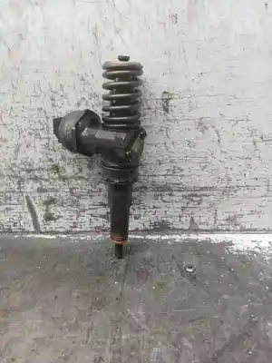 Pezzo di ricambio per auto di seconda mano iniettore per seat toledo ii (1m2) 1.9 tdi riferimenti oem iam 0414720039  038130073al