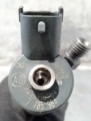 Second-hand car spare part injector for bmw 5 (e39) 525 d oem iam references 7785984  0445110047